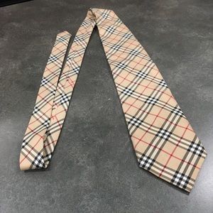Burberry nova check necktie